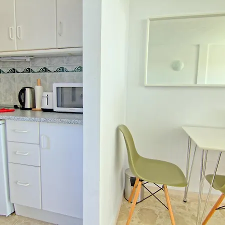 Htl10-corona Apartment