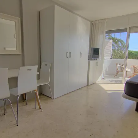 Apartment Htl10-corona